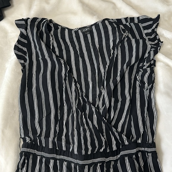 Women’s black and white striped Romper size Large Loft - Picture 2 of 2